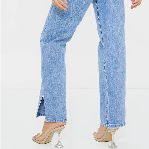 Pretty Little Thing Petite Light Blue Ripped Waistband Split Hem Jeans - NEW - Picture 3 of 4